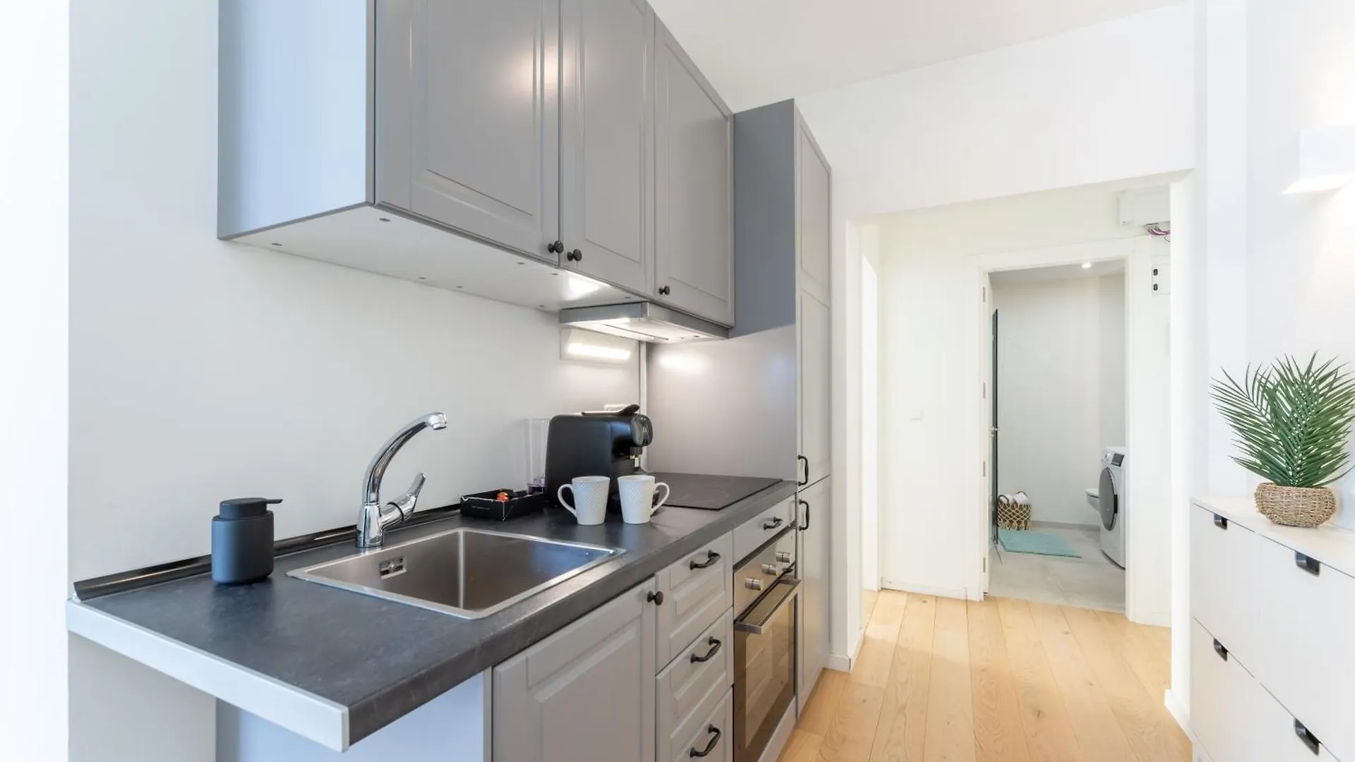 Apartment Stylish 2Bd Apt In The Centre 10 Minutes Away From The Beach Torremolinos Spain